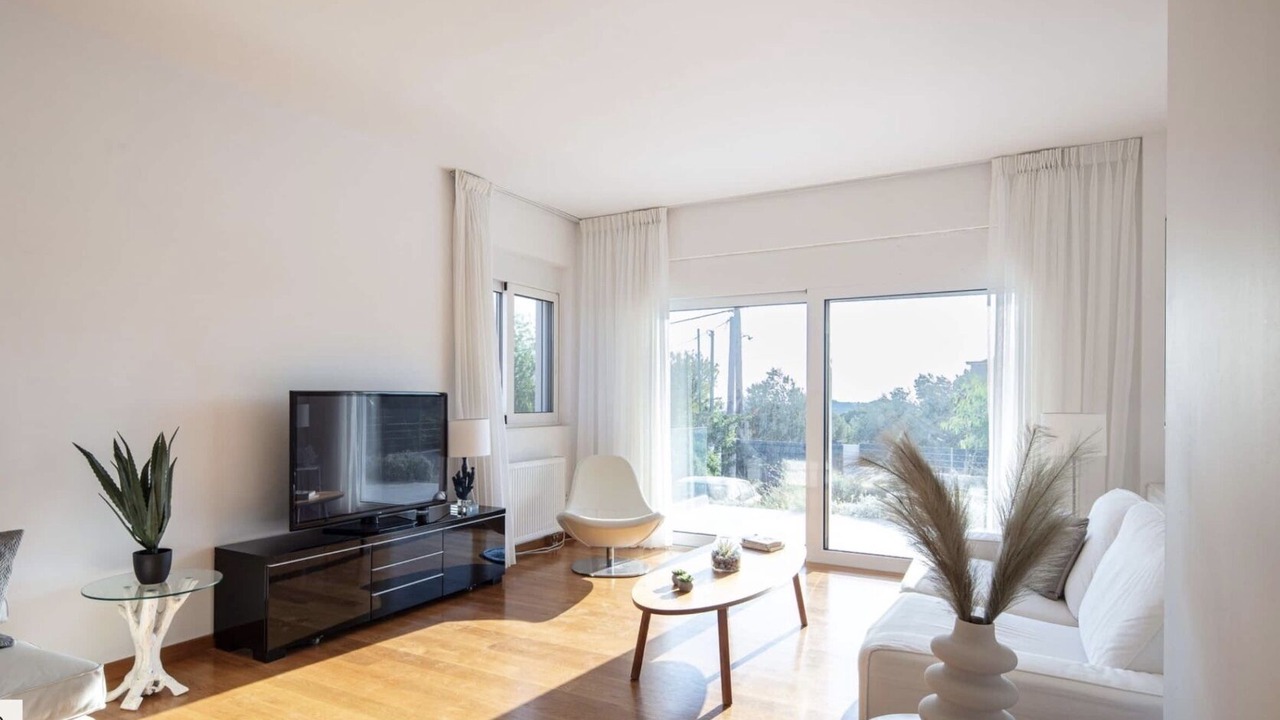 Photo of Bedroom in Saronikos