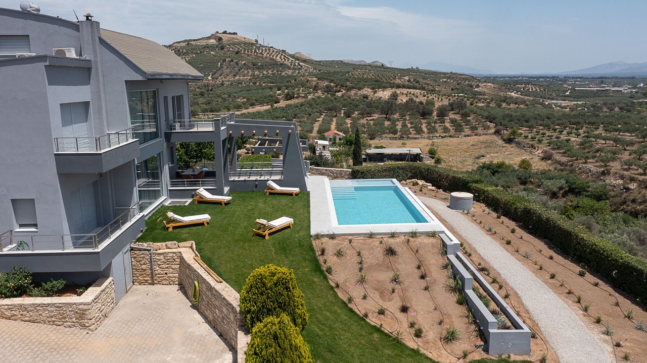 Photo of Outdoor in Mires