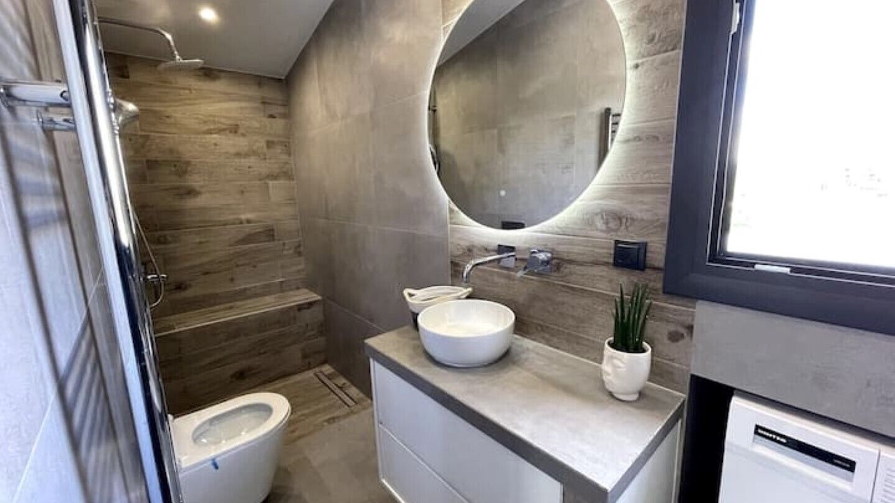 Photo of Bathroom in Katerini