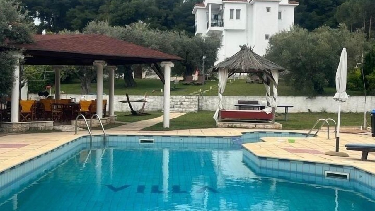 Photo of Outdoor in Metamorfosi