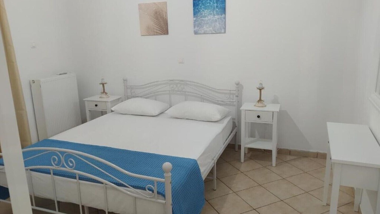 Photo of Bedroom in Apikia