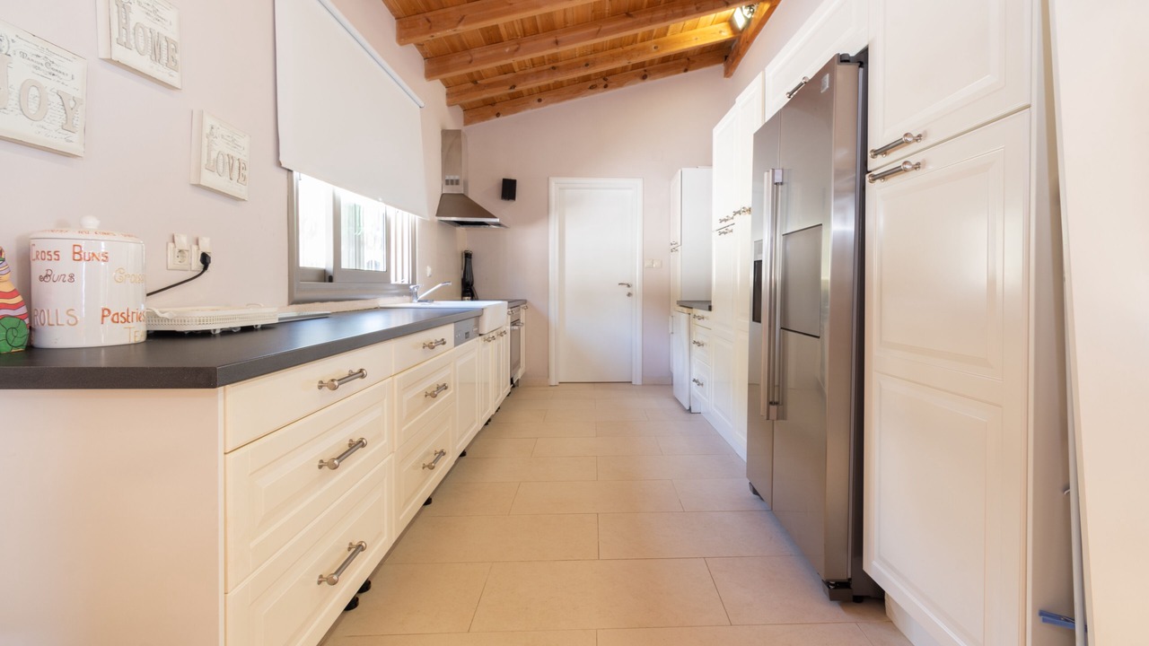 Photo of Kitchen in Neos Marmaras