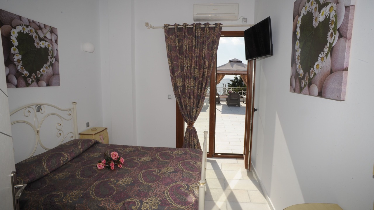 Photo of Bedroom in Plaka