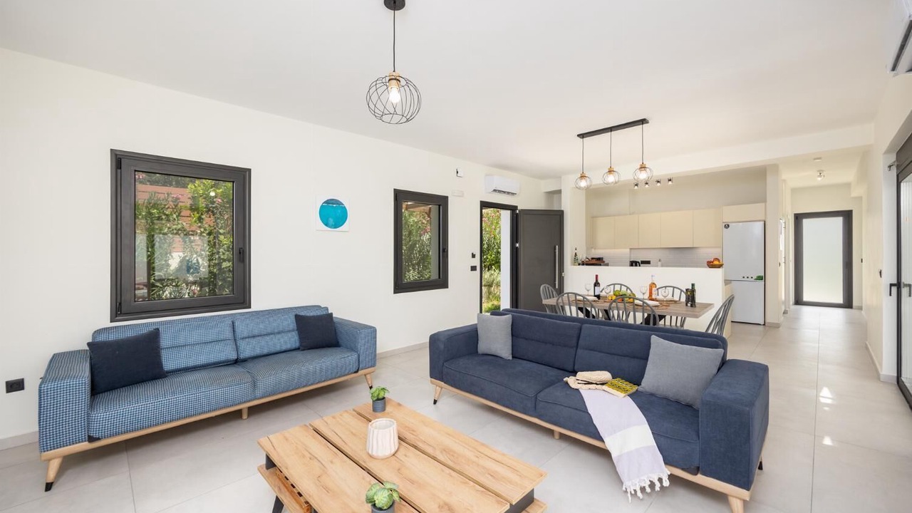 Photo of Livingroom in Mousata