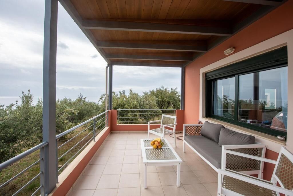 Photo of Patio Balcony in Keratokambos