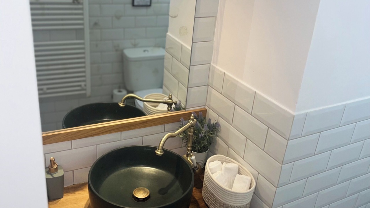 Photo of Bathroom in Volos City Centre
