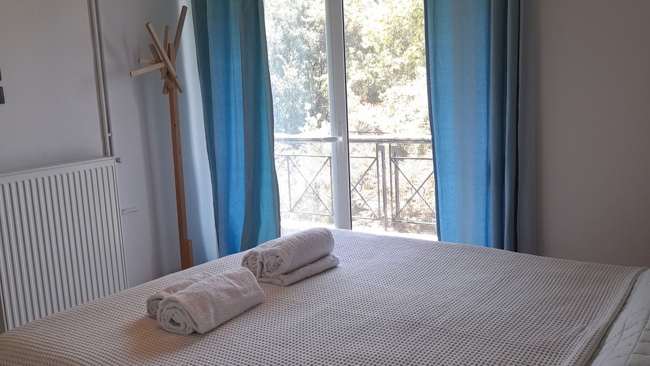 Photo of Bedroom in Volos City Centre