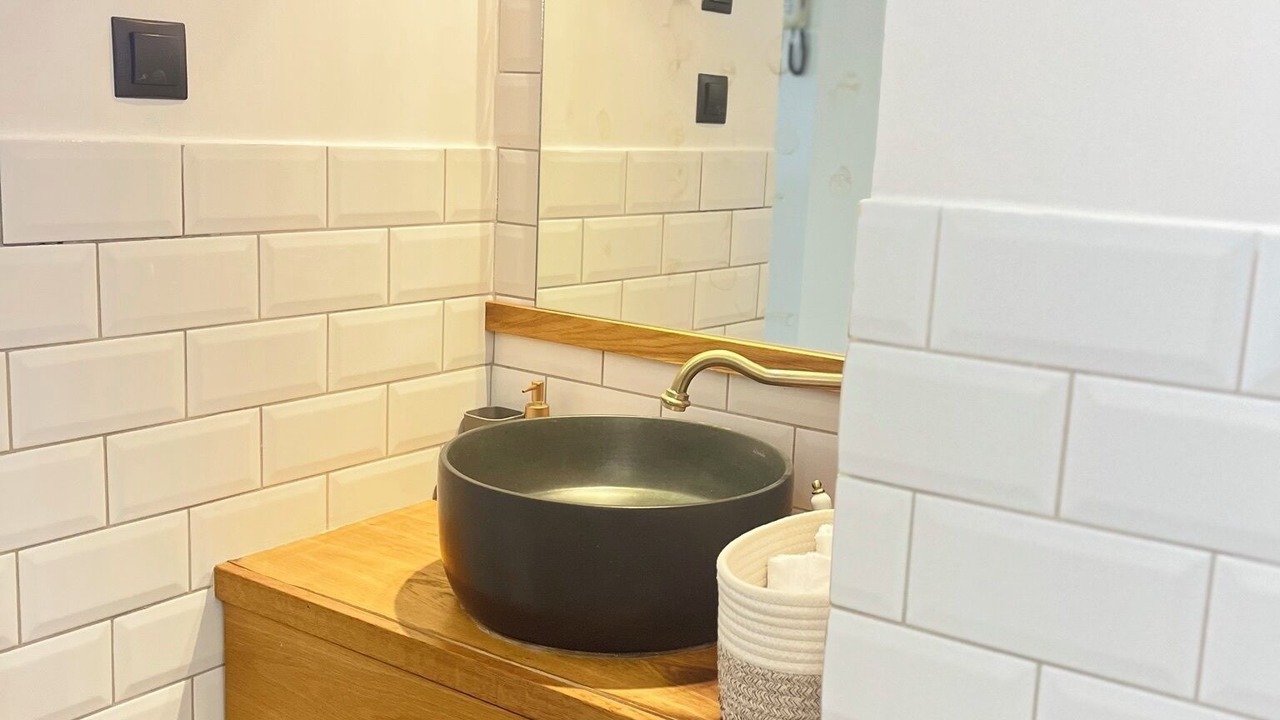 Photo of Bathroom in Volos City Centre