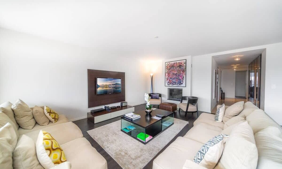 Photo of Livingroom in Montreux City Centre