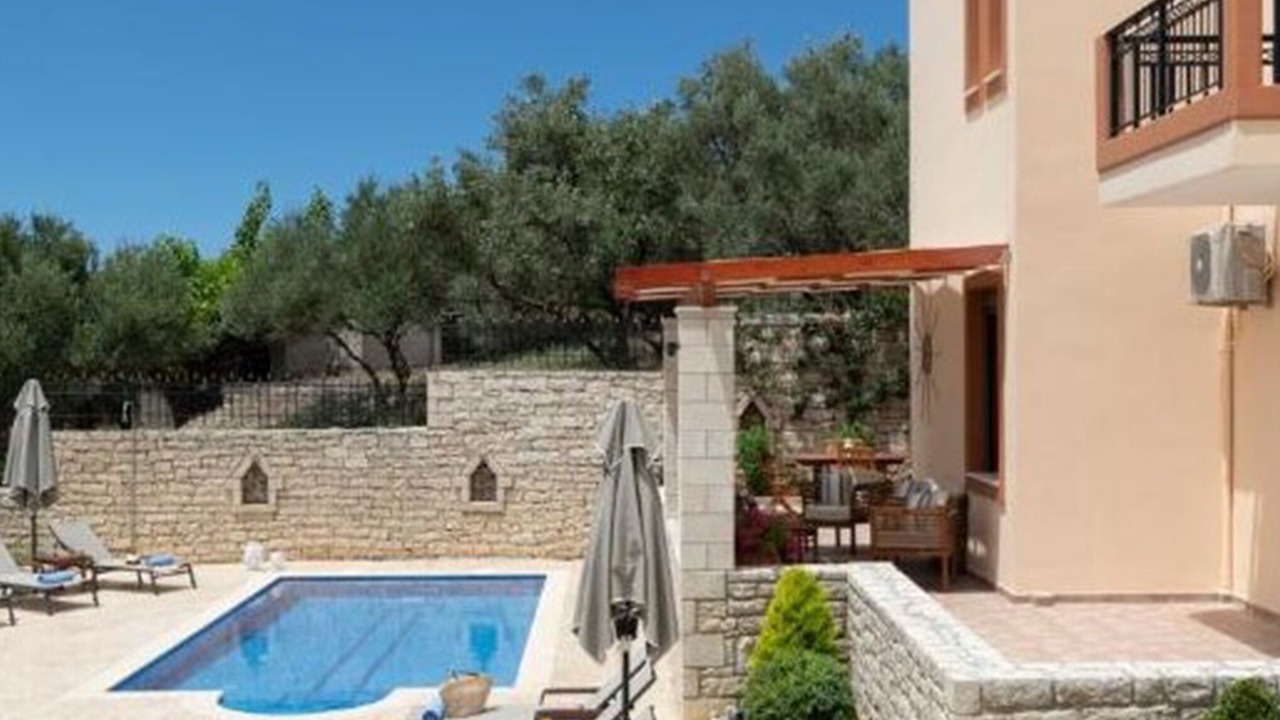 Photo of Outdoor in Argyroupoli