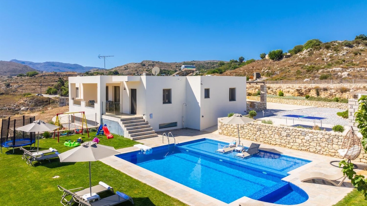 Photo of Outdoor in Monopari