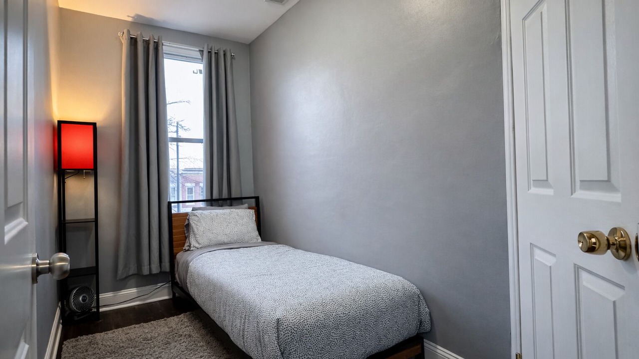 Photo of Bedroom in Near Northeast