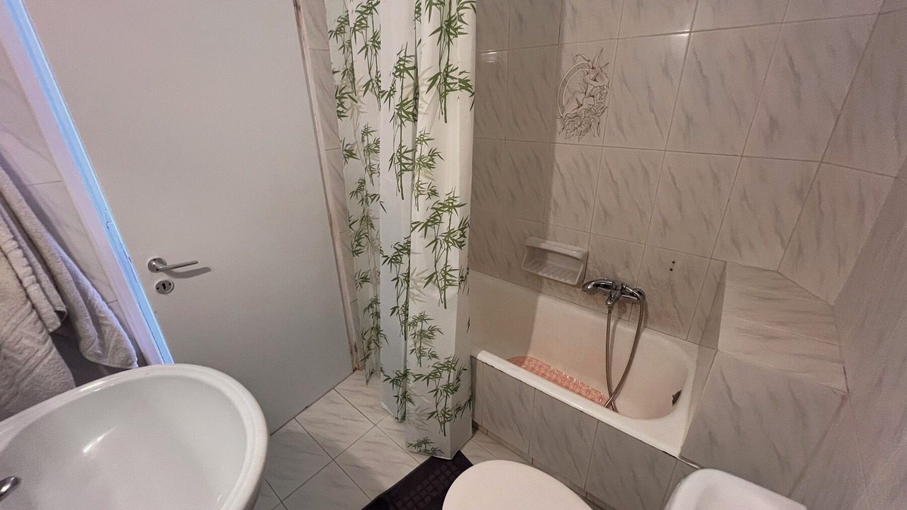 Photo of Bathroom in Adamas