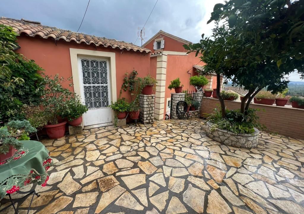 Photo of Patio Balcony in Skripero
