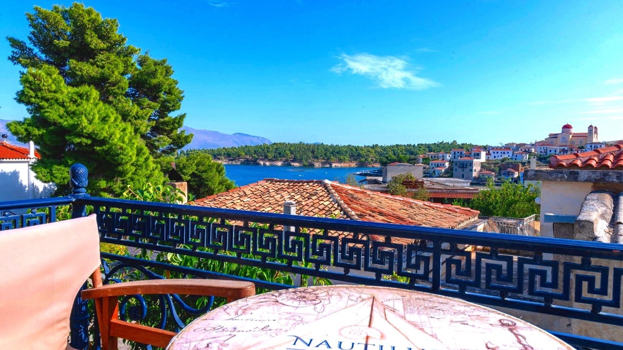 Photo of Patio Balcony in Galaxidi