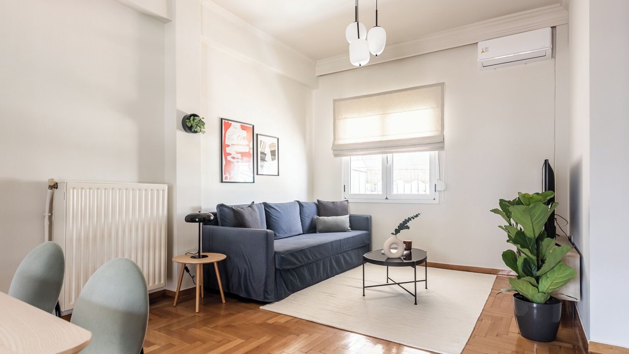 Photo of Livingroom in Exarhia