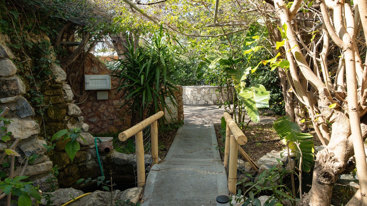 Photo of Outdoor in Tingaki