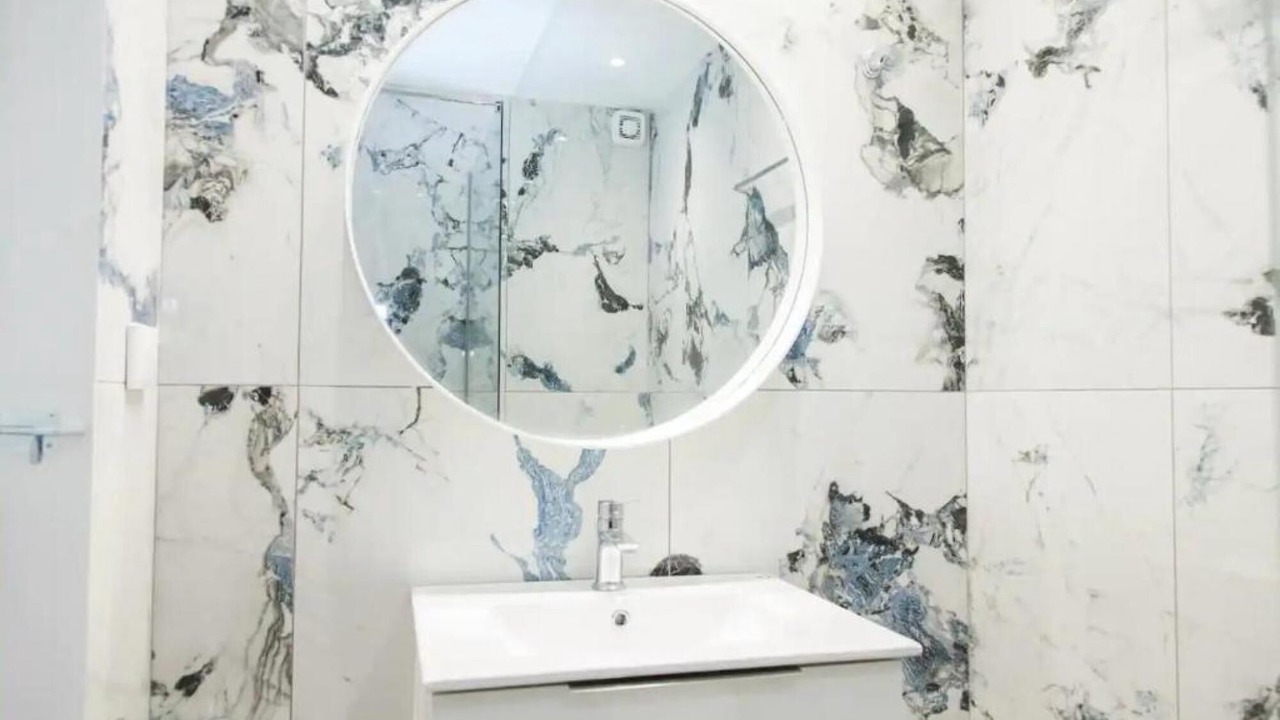 Photo of Bathroom in Ilioupoli