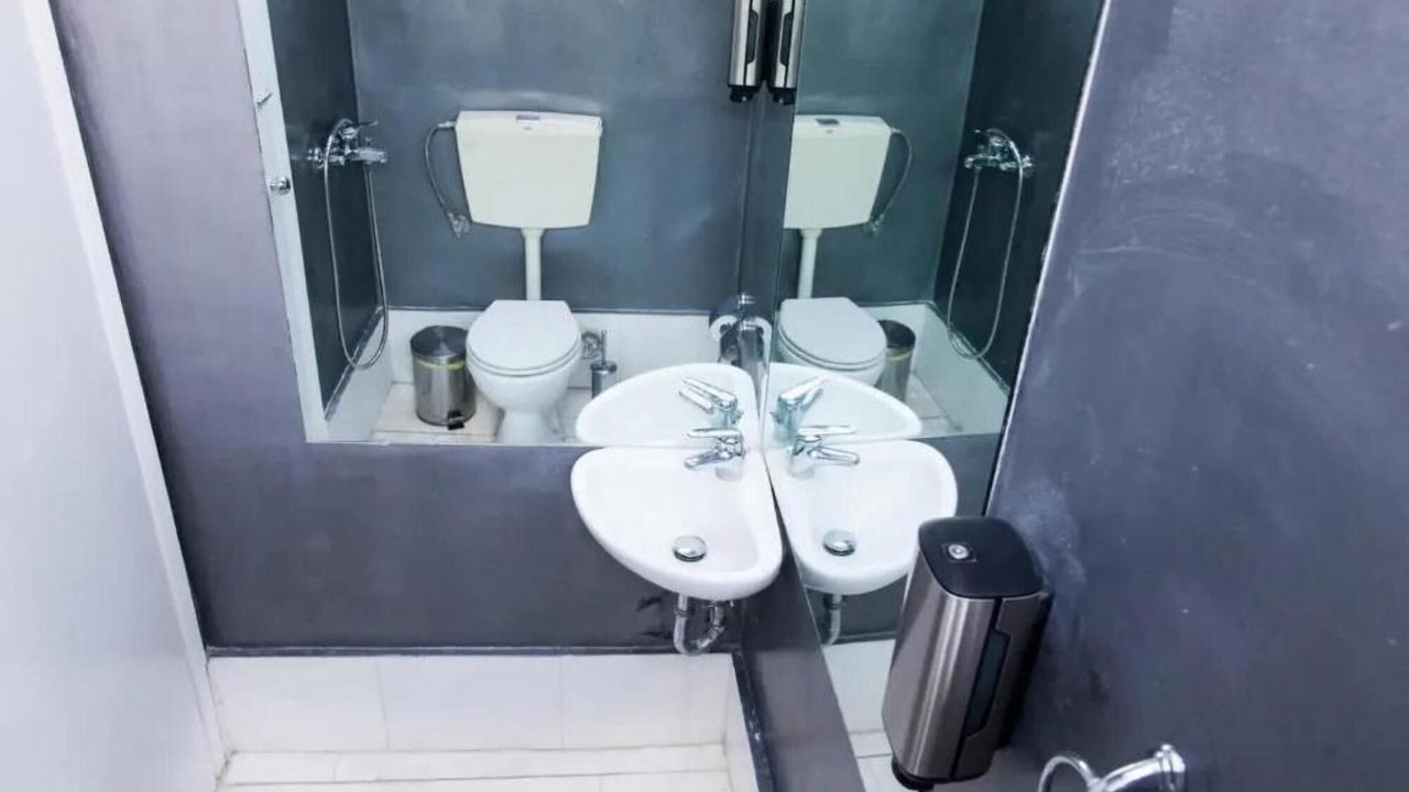 Photo of Bathroom in Ilioupoli