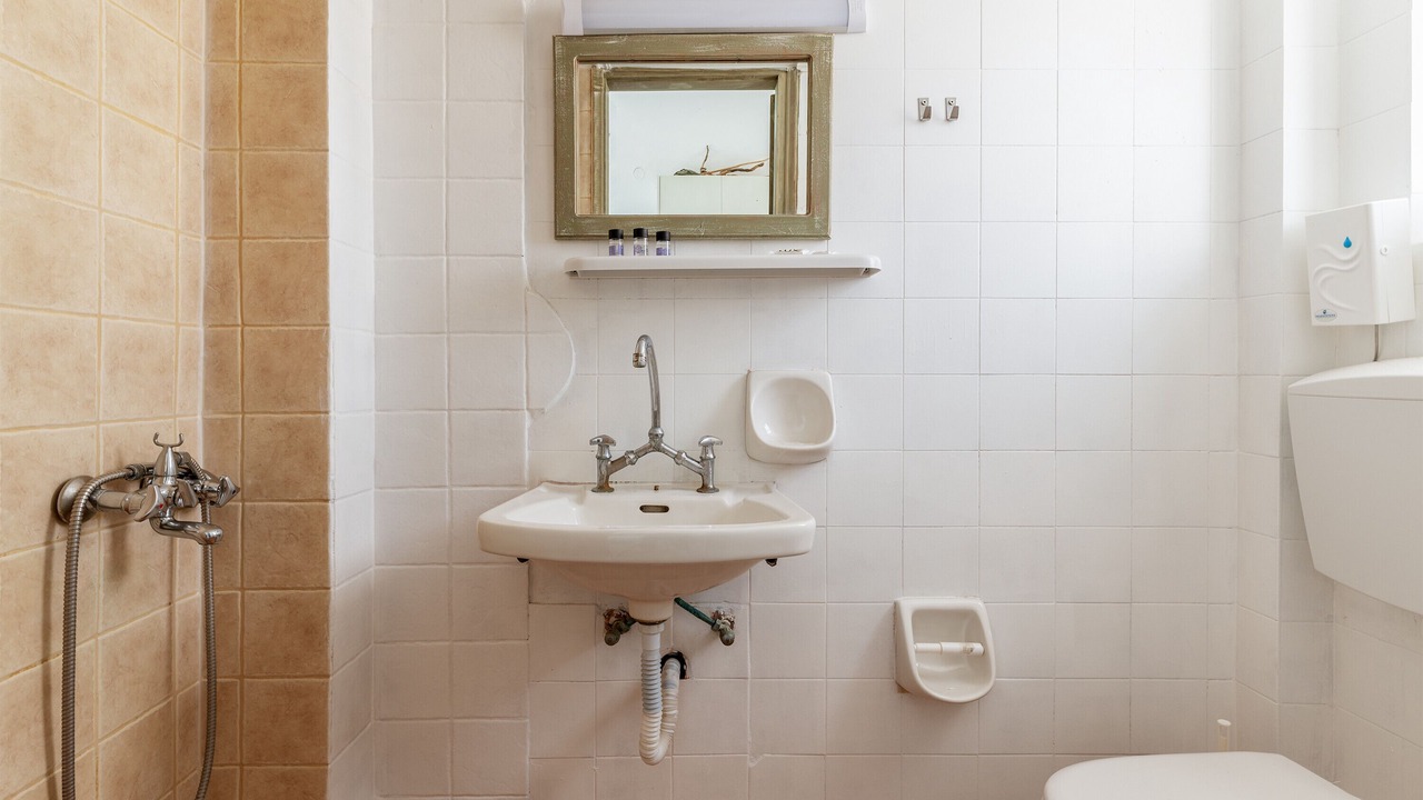 Photo of Bathroom in Kipri