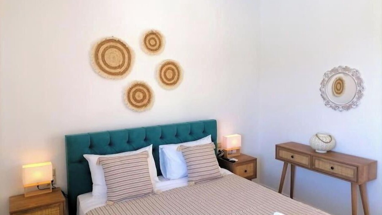 Photo of Bedroom in Makhairoi