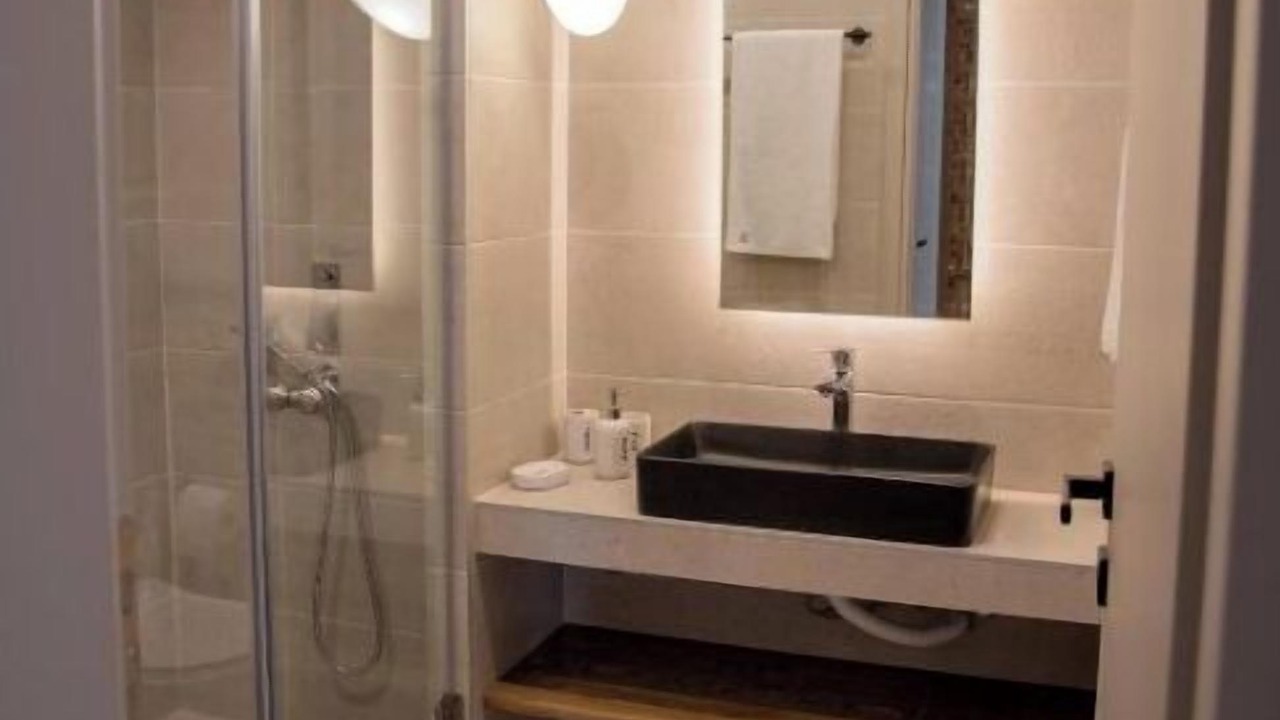 Photo of Bathroom in Spanokhorion