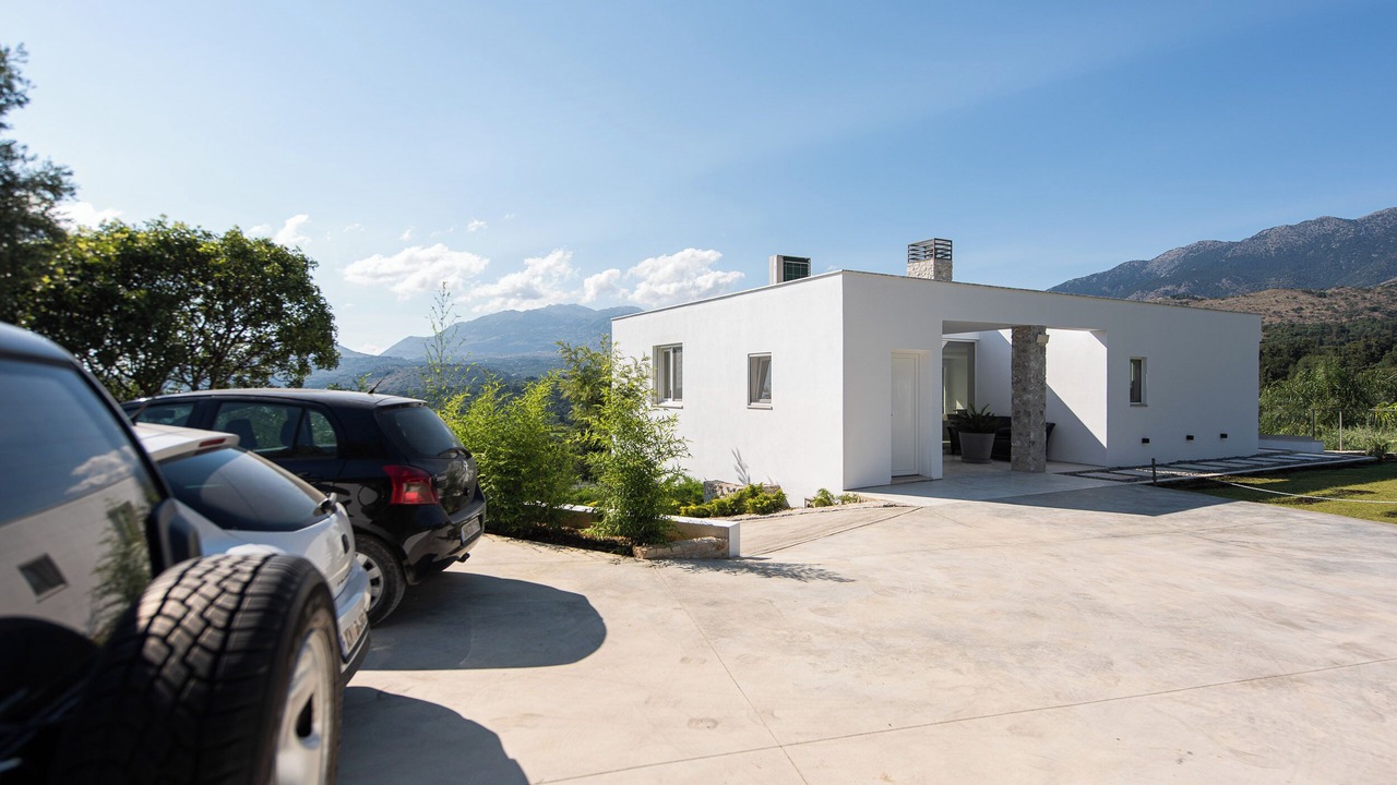 Photo of Outdoor in Nipos