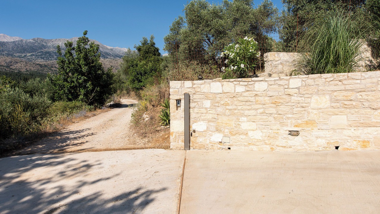 Photo of Outdoor in Nipos