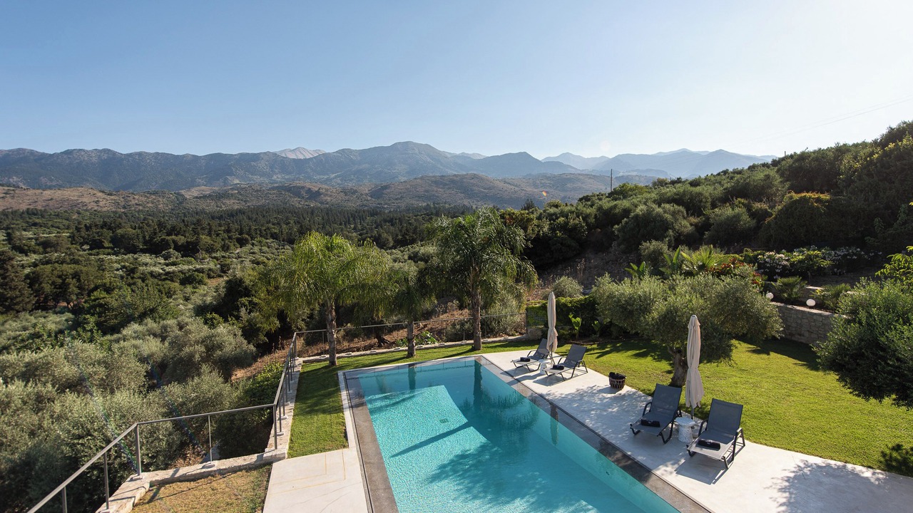 Photo of Outdoor in Nipos