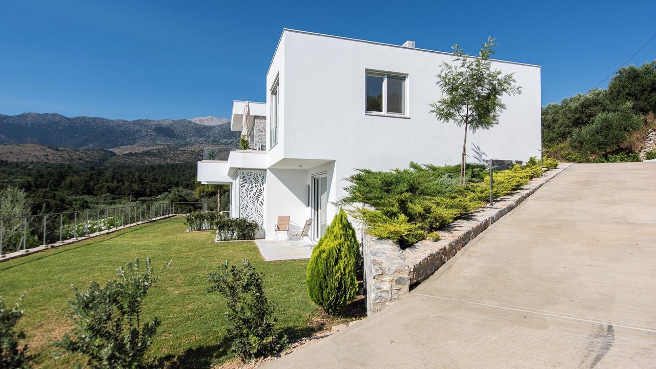Photo of Outdoor in Nipos