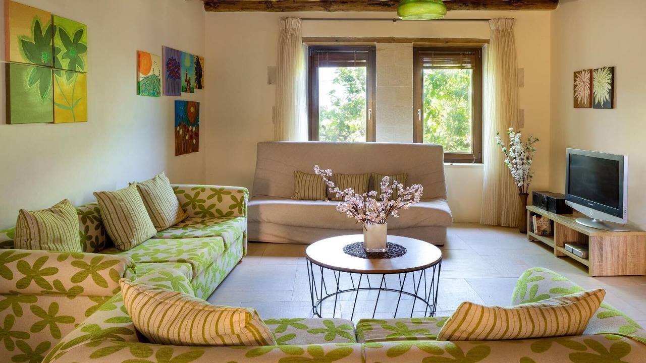 Photo of Livingroom in Maheri