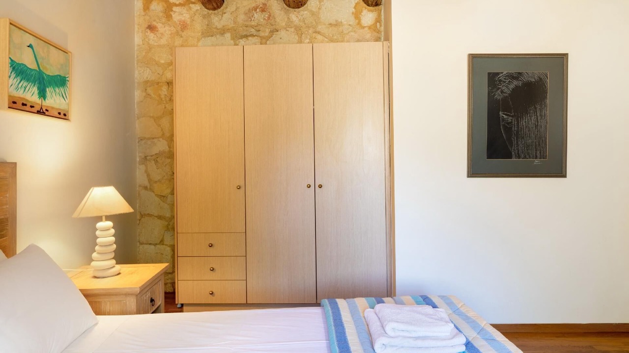 Photo of Bedroom in Maheri