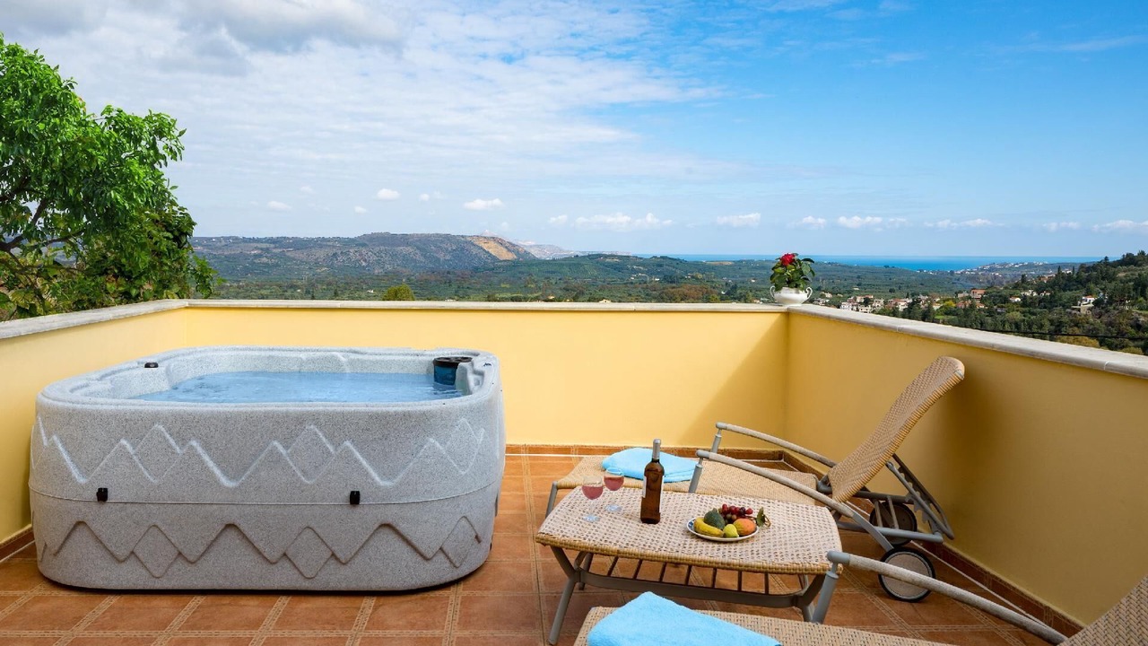 Photo of Patio Balcony in Maheri