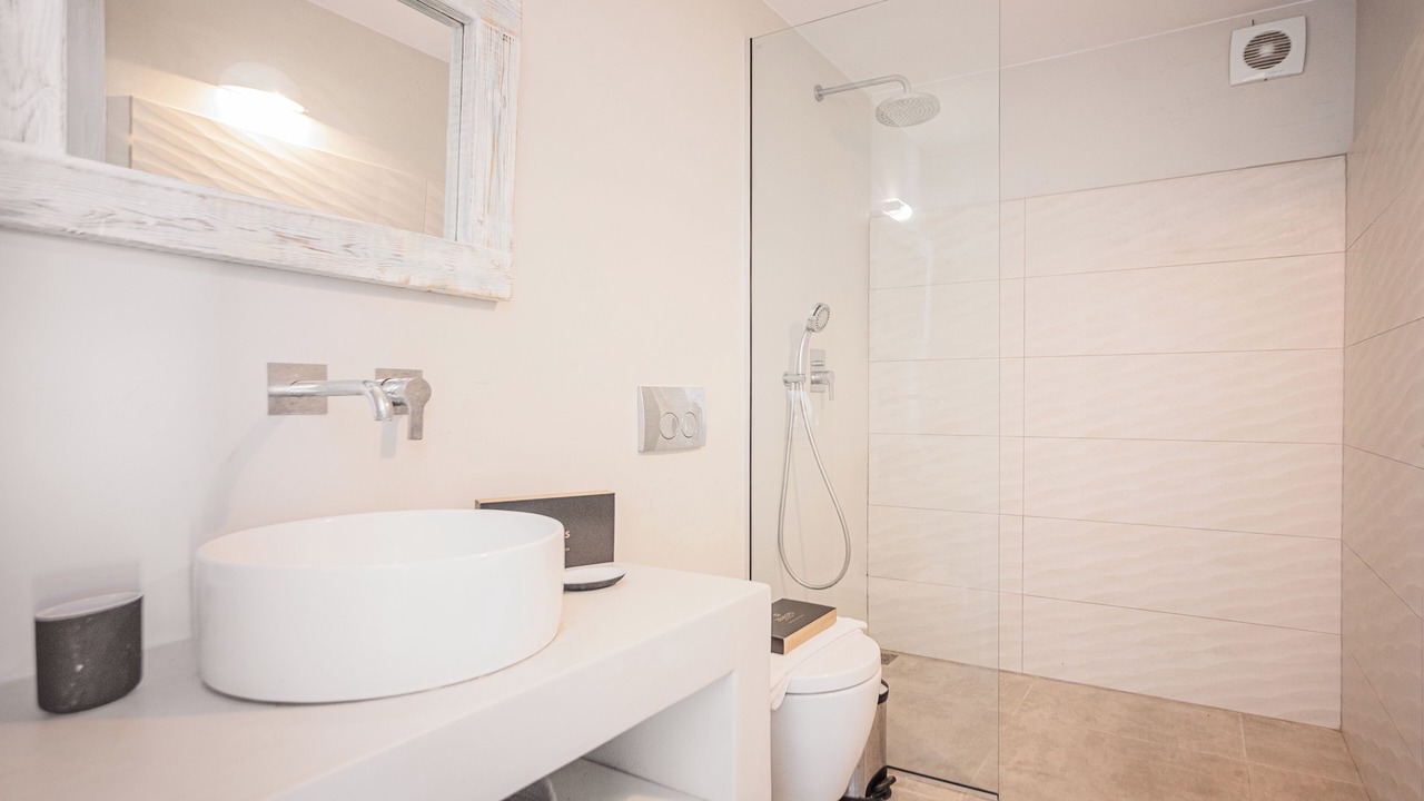 Photo of Bathroom in Maragas