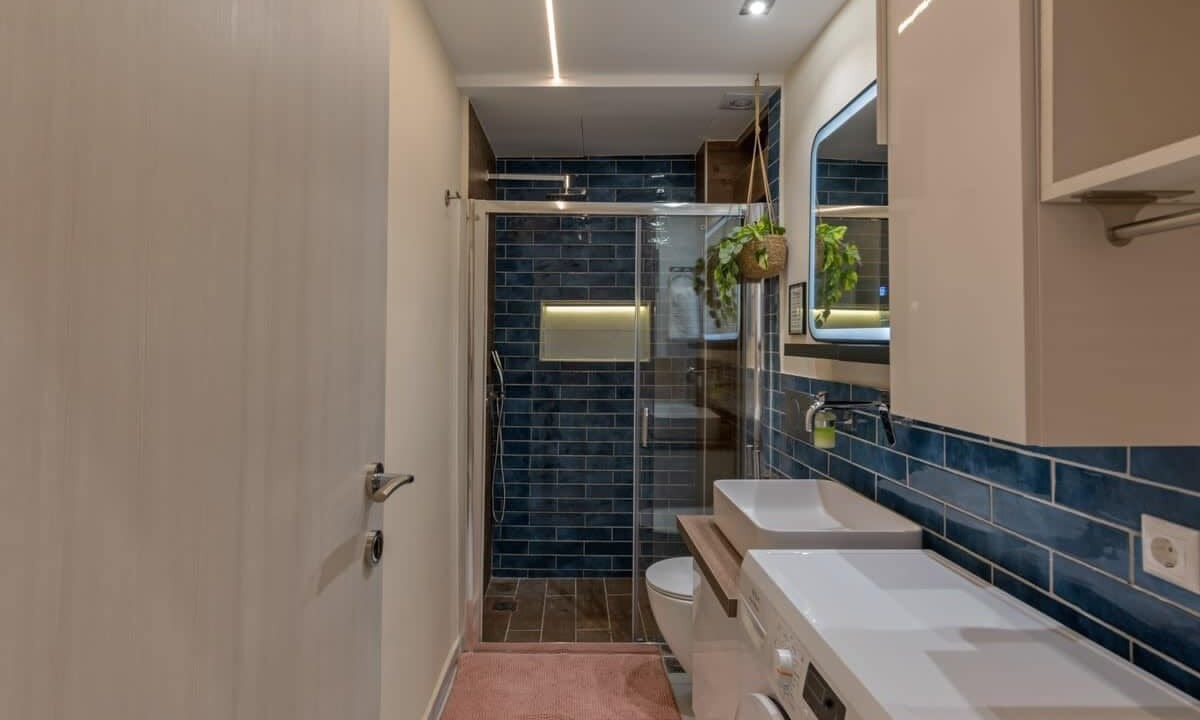 Photo of Bathroom in Ampelokipoi