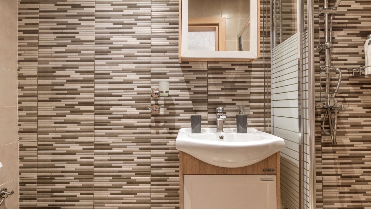 Photo of Bathroom in Agios Ioannis