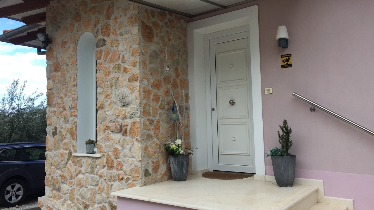 Photo of Outdoor in Pangaio