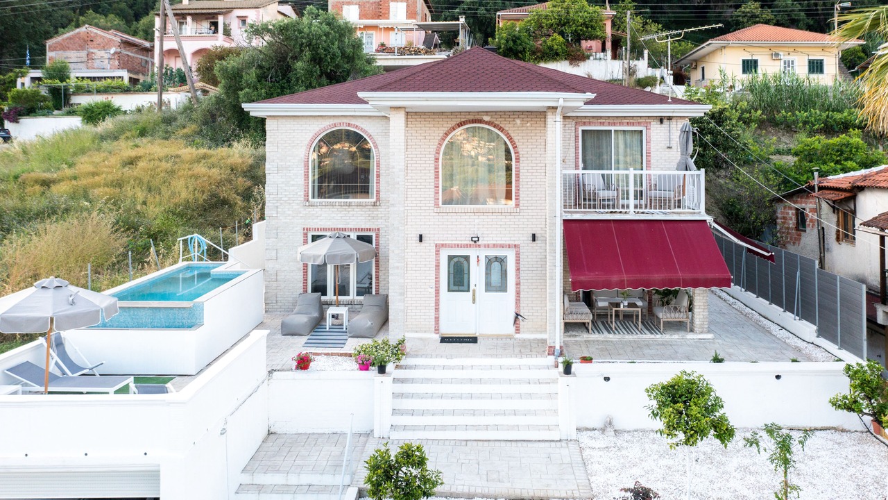 Photo of Outdoor in Petriti