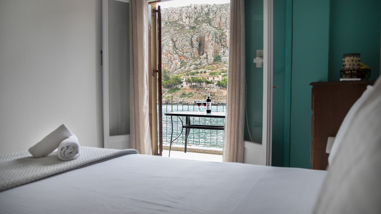 Photo of Bedroom in Gerolimenas