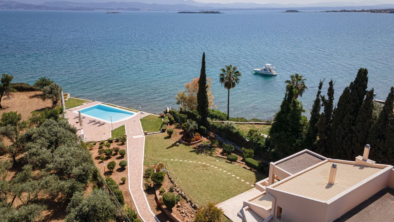 Photo of Others in Eretria