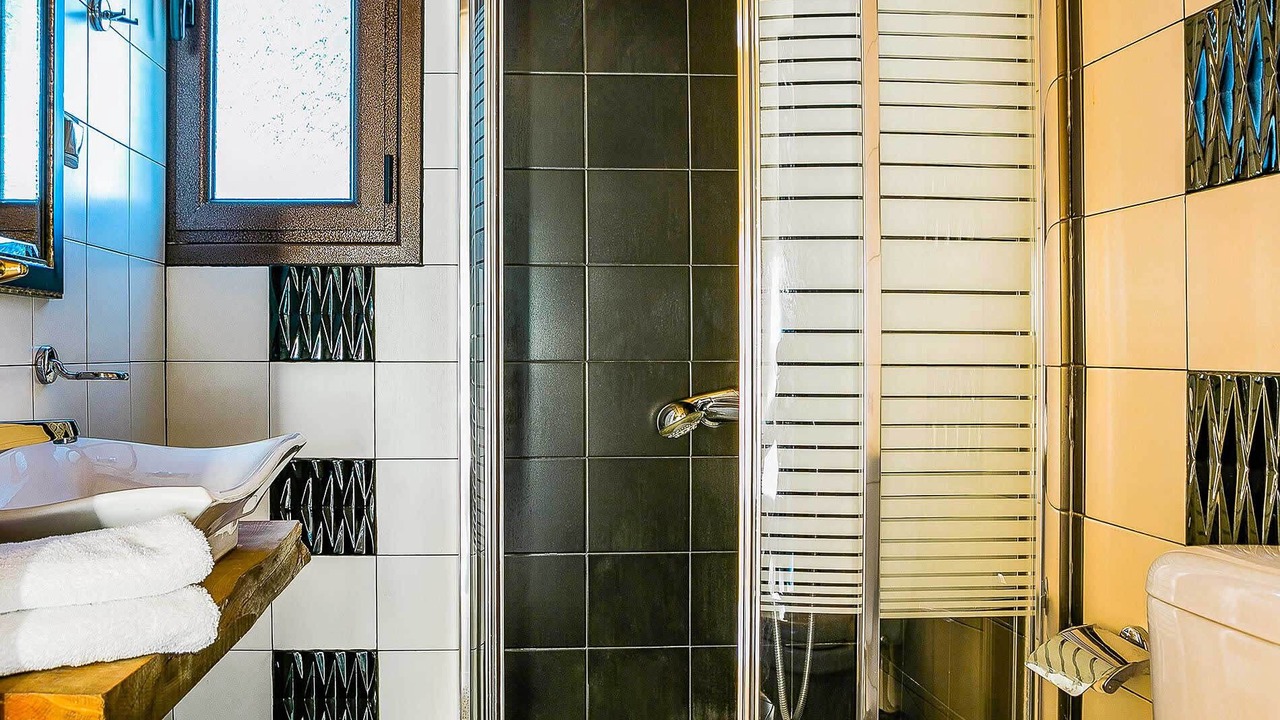 Photo of Bathroom in Marantochori