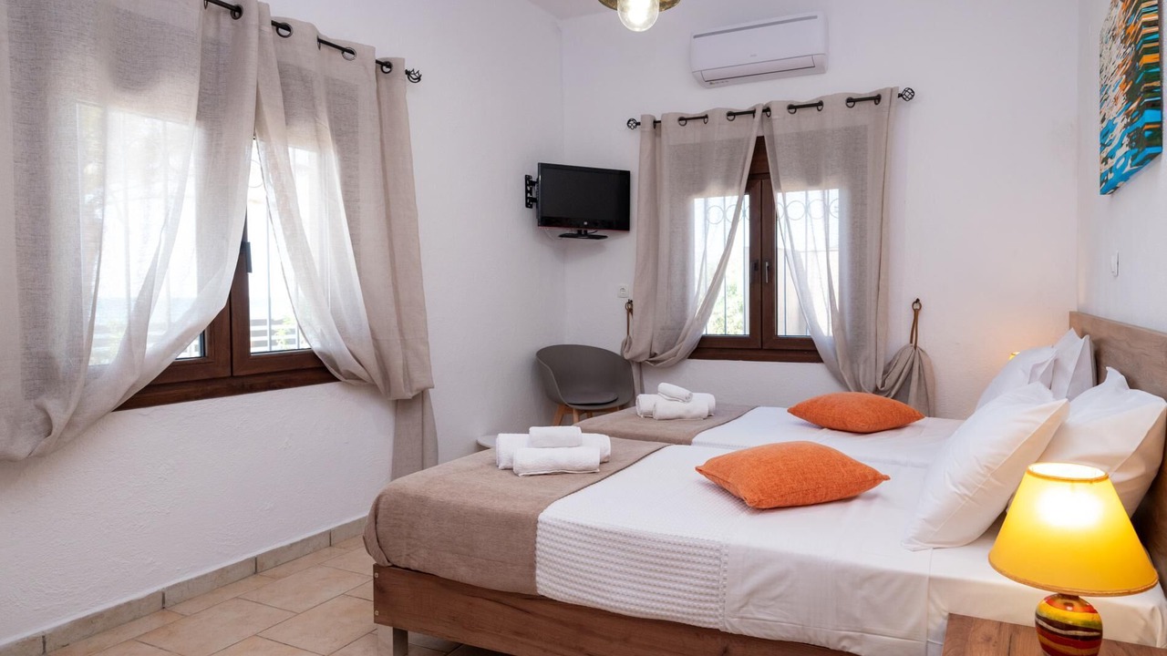 Photo of Bedroom in Keratokambos