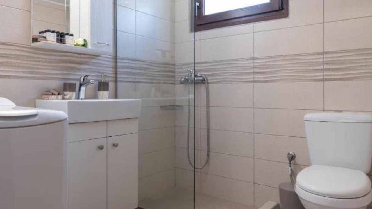 Photo of Bathroom in Keratokambos