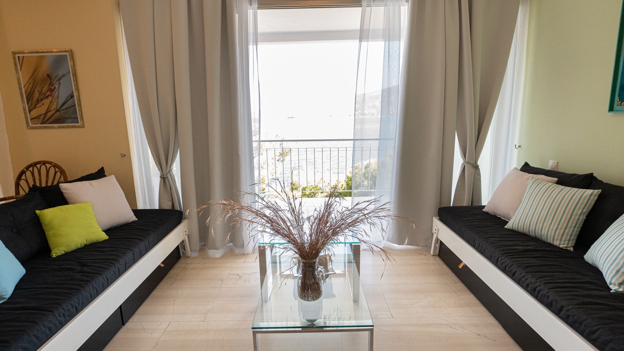 Photo of Livingroom in Poros