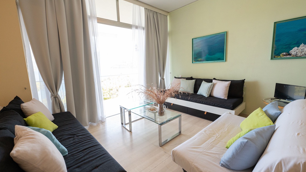 Photo of Livingroom in Poros