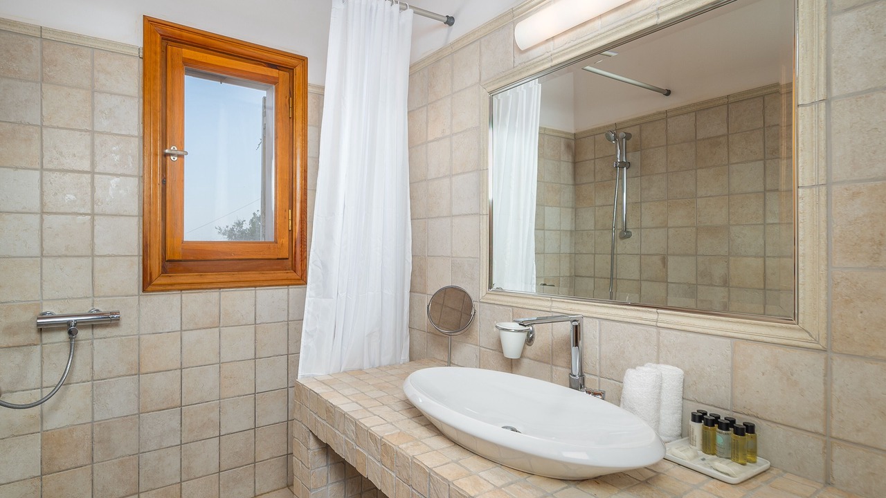 Photo of Bathroom in Pondi