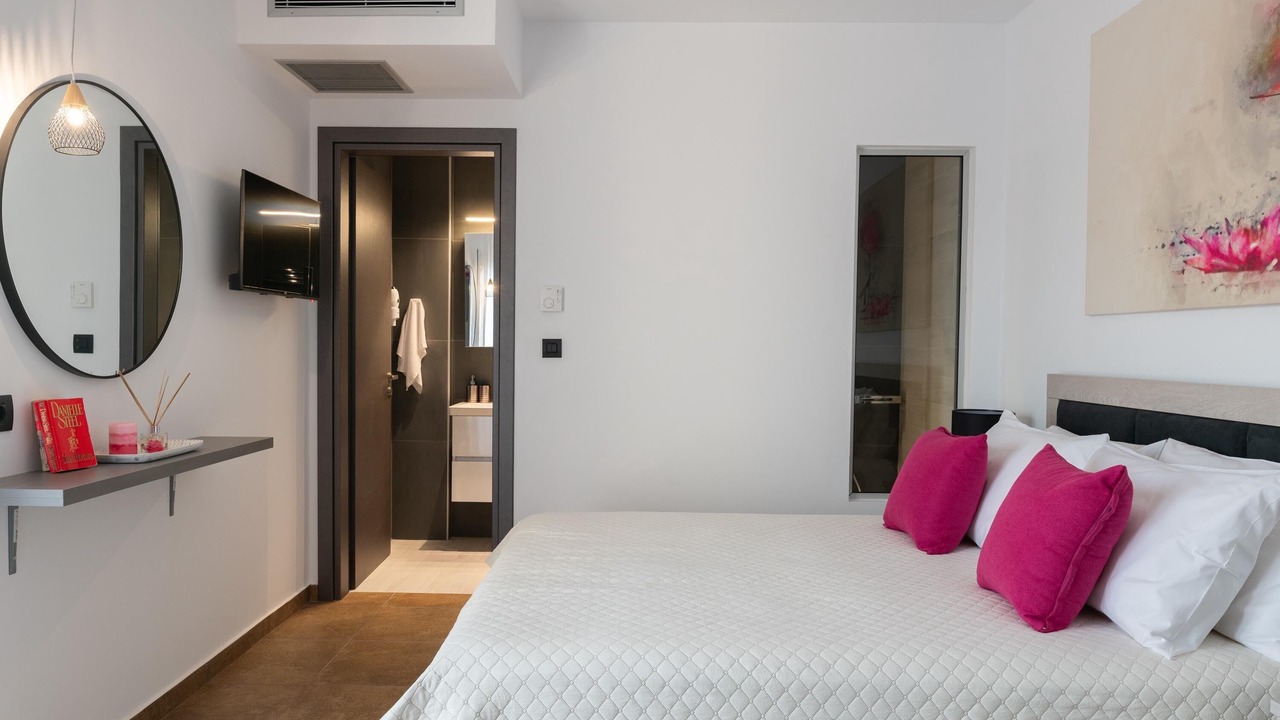 Photo of Bedroom in Kallithea