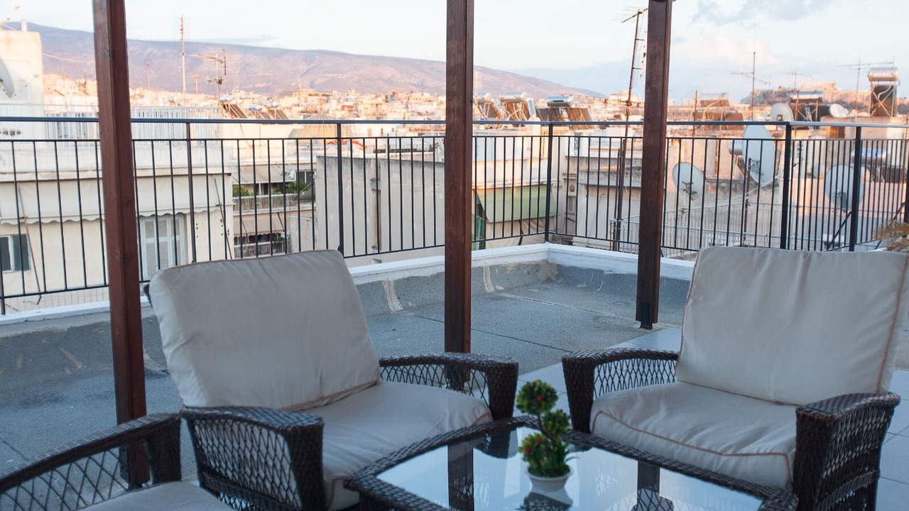 Photo of Patio Balcony in Omonia
