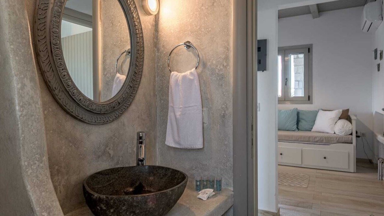 Photo of Bathroom in Adamas