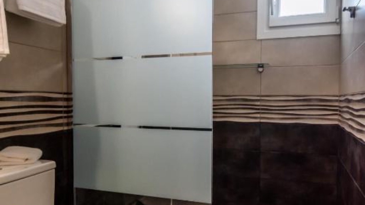 Photo of Bathroom in Adamas